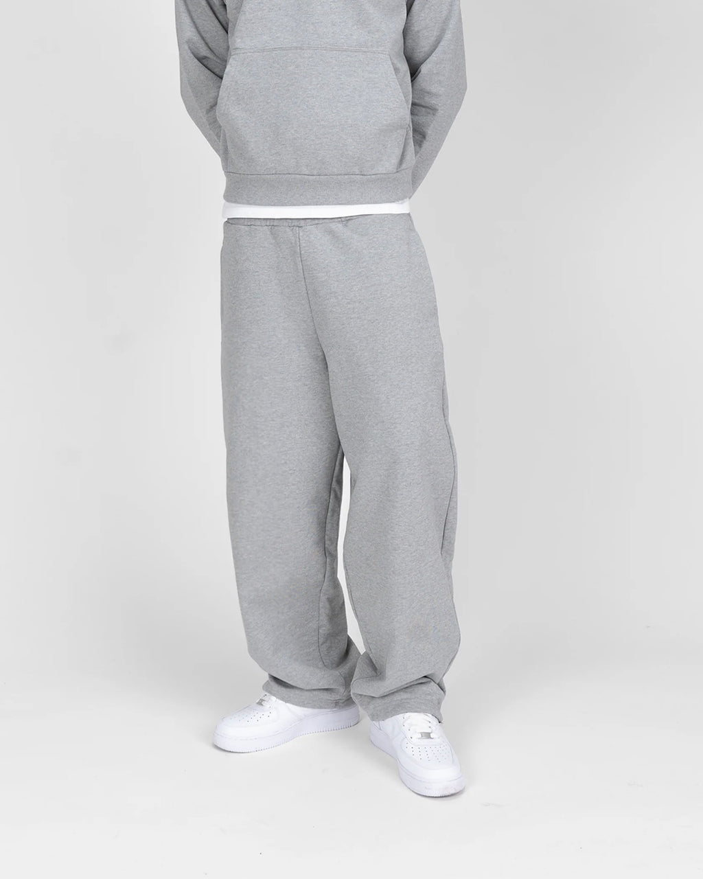 BAGGY SWEATPANTS - GREY