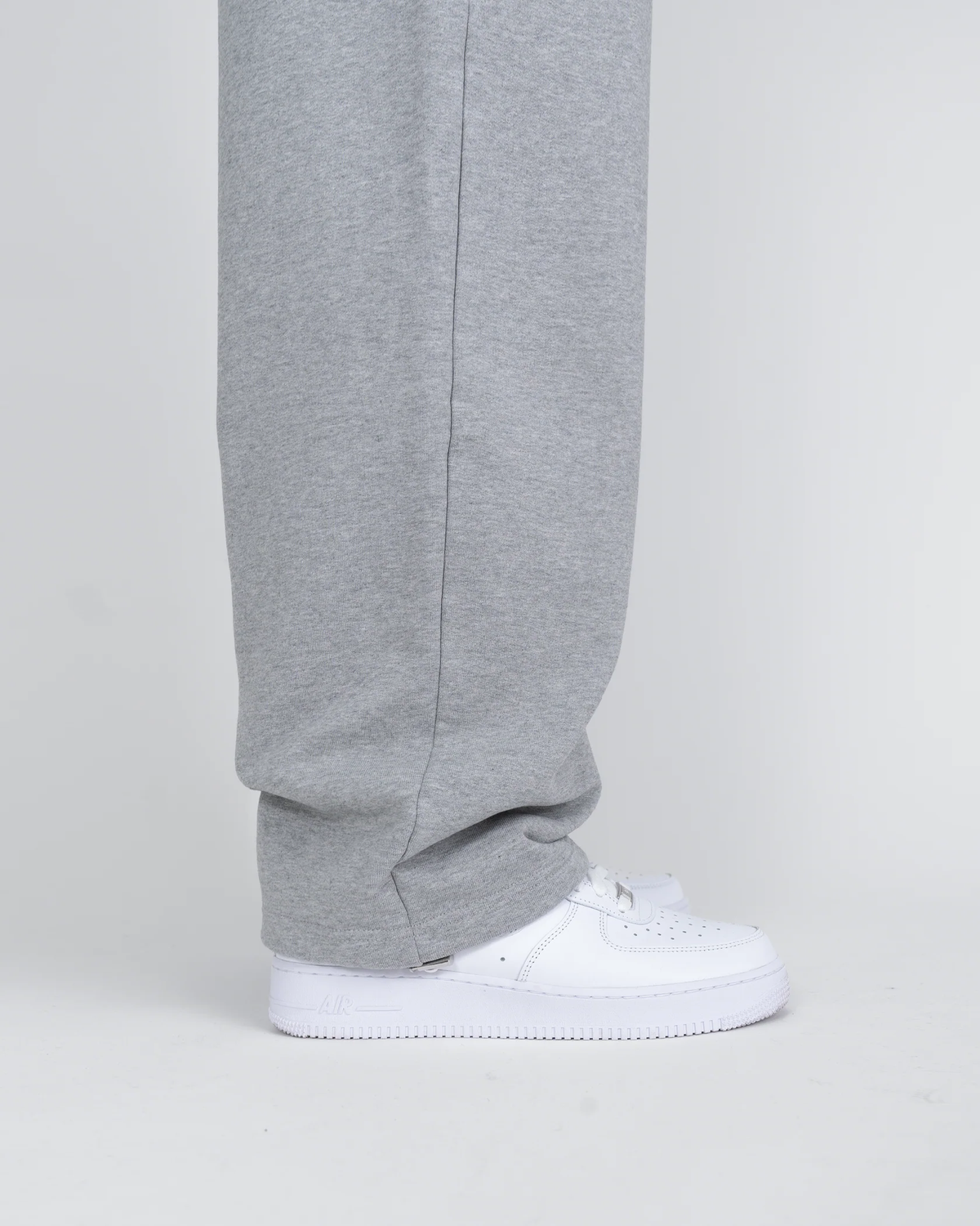 BAGGY SWEATPANTS - GREY