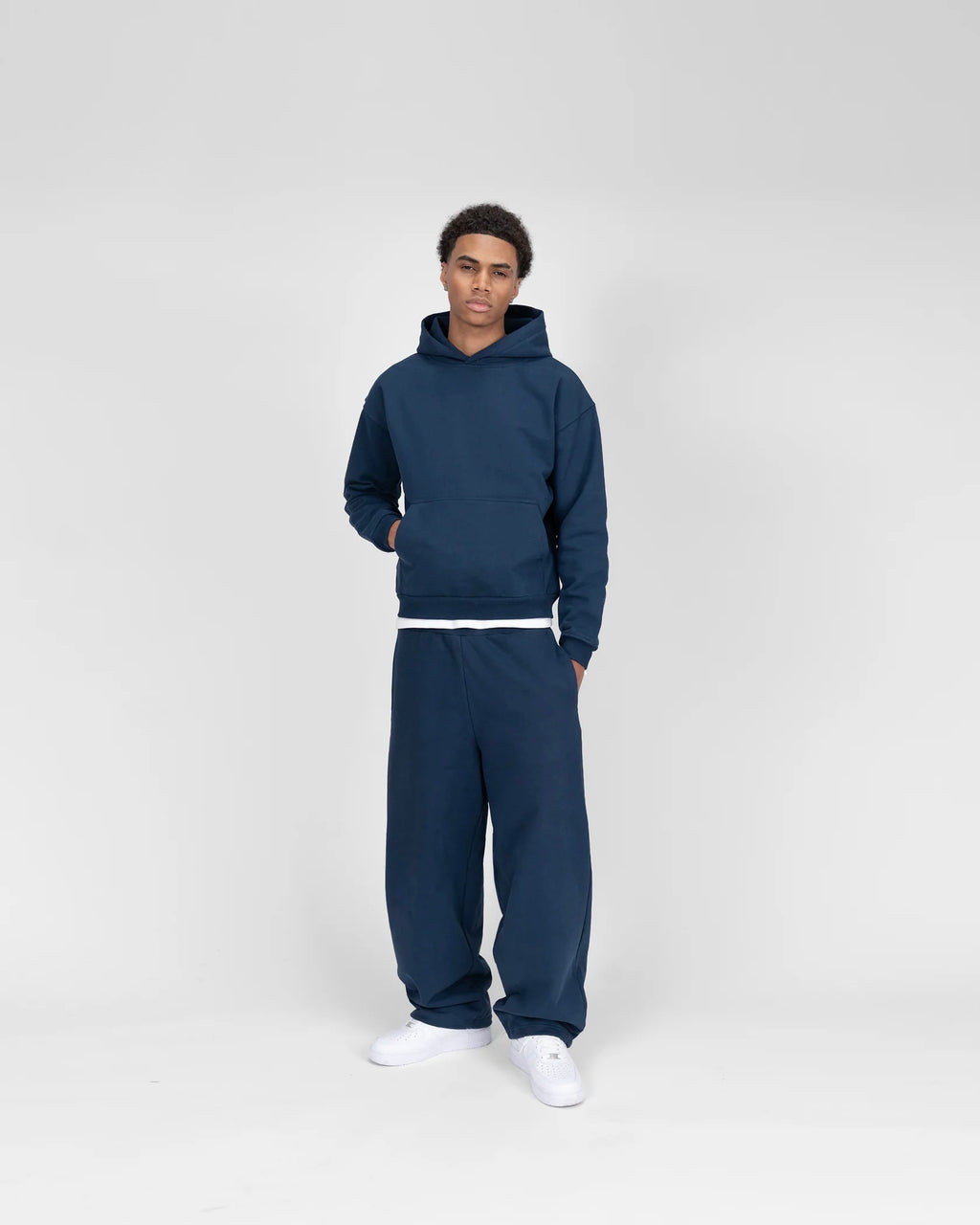 BAGGY SWEATPANTS - NAVY BLUE