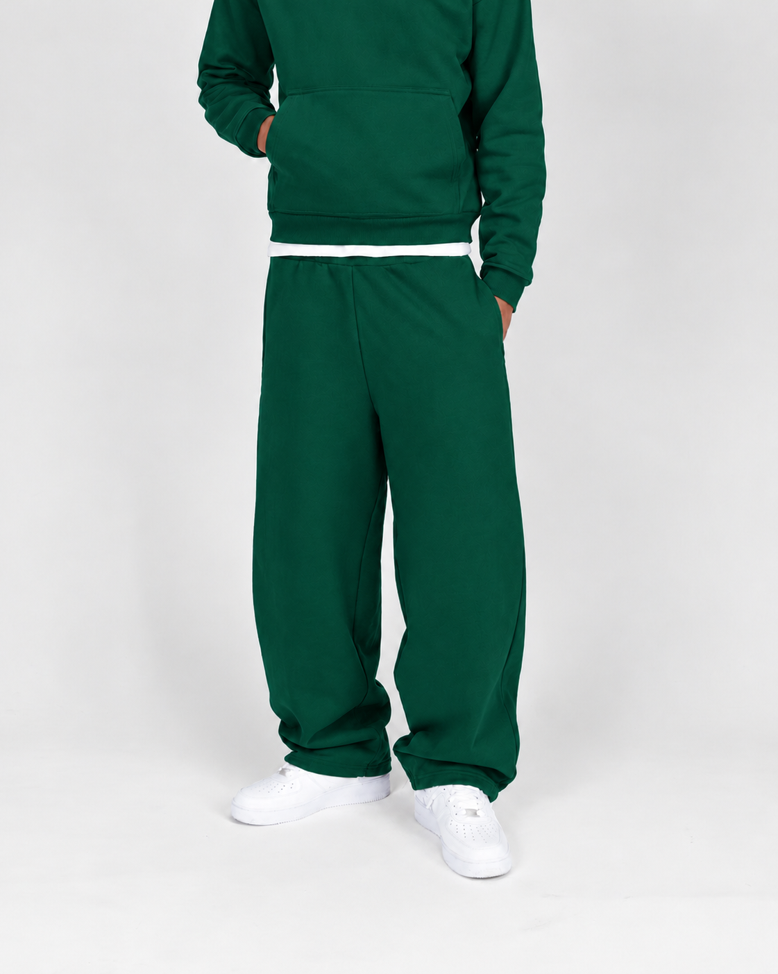 BAGGY SWEATPANTS - FOREST GREEN